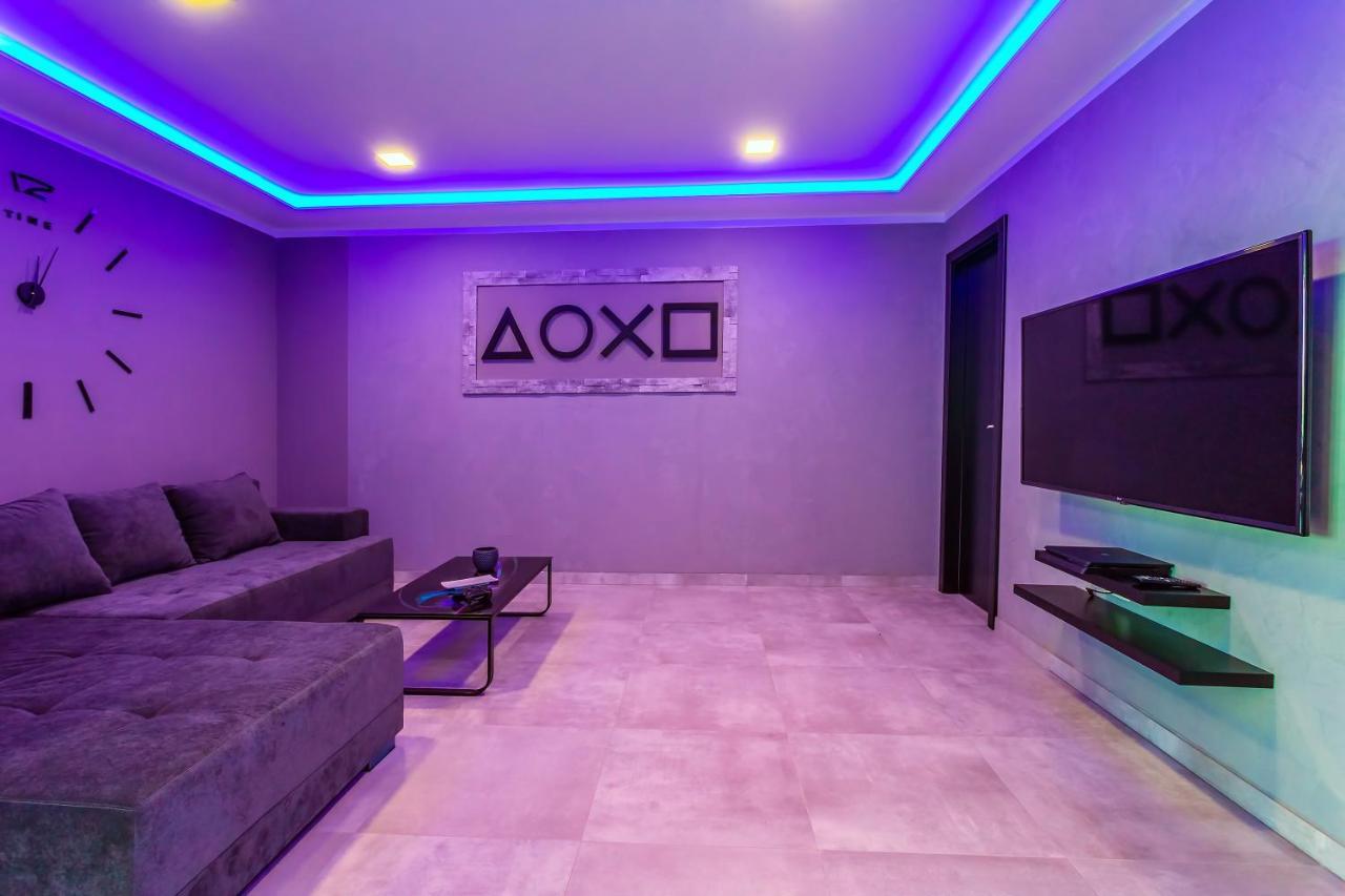 Villa Belvedere With Heated Pool, Billiards, Media Room, Sea Views,10 Pax Omiš Exteriér fotografie