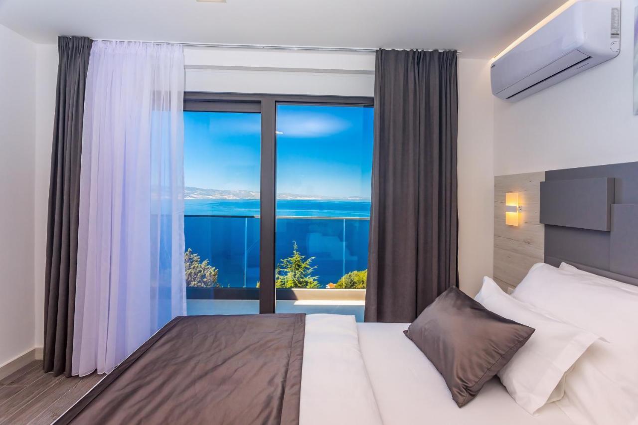 Villa Belvedere With Heated Pool, Billiards, Media Room, Sea Views,10 Pax Omiš Exteriér fotografie